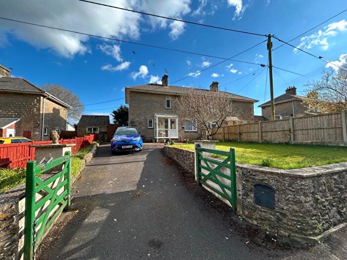 3 Bedroom Semi-Detached House For Sale In West Street, Templecombe, BA8