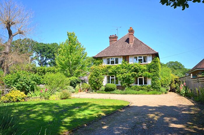 4 Bedroom Detached House For Sale In Bookhurst Road, Cranleigh, GU6