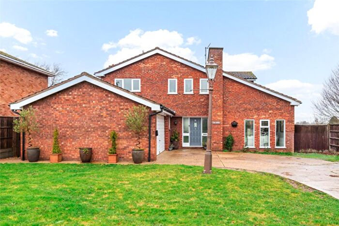 4 Bedroom Detached House For Sale In Northwood End Road, Haynes, Bedfordshire, MK45
