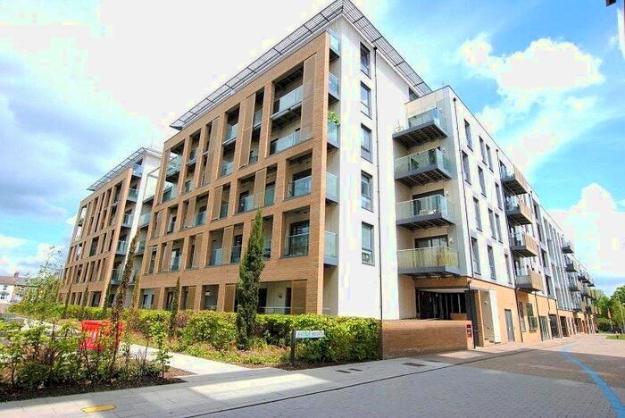 1 Bedroom Flat To Rent In Watson Heights, Chelmsford CM1
