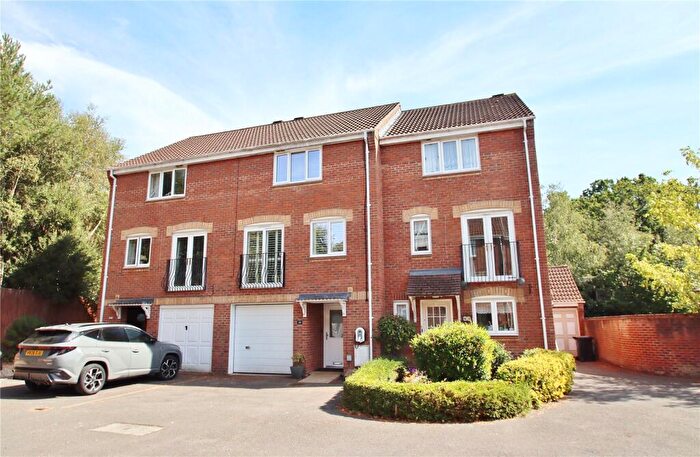 3 Bedroom Terraced House For Sale In Liederbach Drive, Verwood, Dorset, BH31