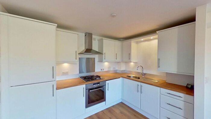 1 Bedroom Flat To Rent In New Mart Gardens, Edinburgh, EH14