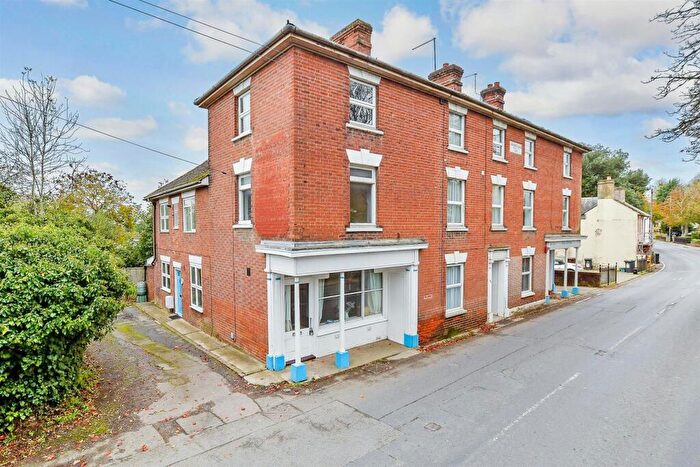 4 Bedroom Character Property For Sale In Tonbridge Road, Wateringbury, Maidstone, Kent, ME18