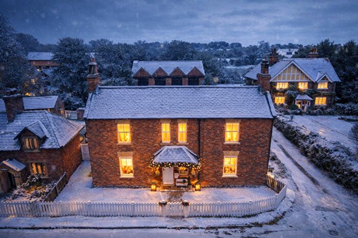 5 Bedroom Cottage For Sale In Discover Your Dream Home This Christmas In The Sought After Village Of Wiseton..., DN10