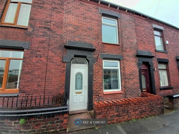 2 Bedroom Terraced House To Rent In St. John Street, Lees, Oldham, OL4