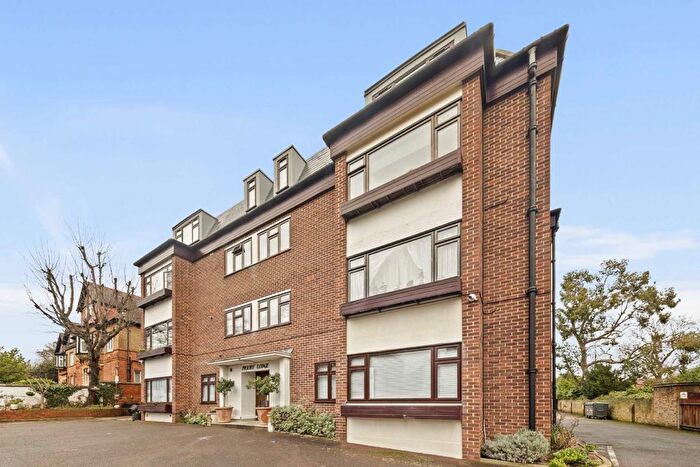 Studio For Sale In Castlebar Road, Ealing, W5