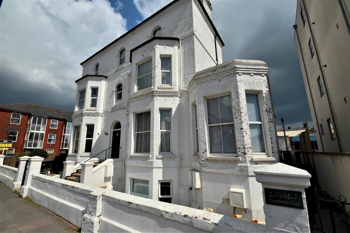 1 Bedroom Flat To Rent In Hardwick Road, Eastbourne, BN21