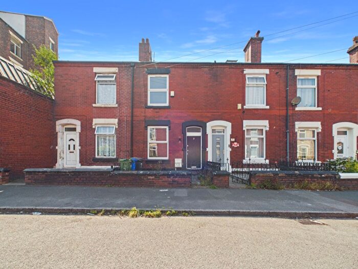 3 Bedroom Terraced House For Sale In Smith Street, Ashton-Under-Lyne, Greater Manchester, OL7