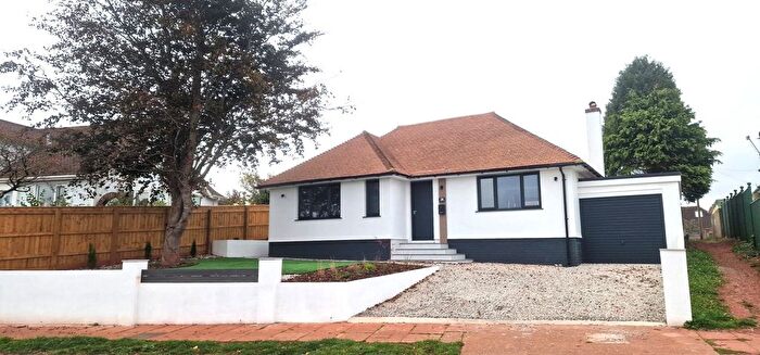3 Bedroom Detached Bungalow For Sale In Nut Bush Lane, Torquay, TQ2