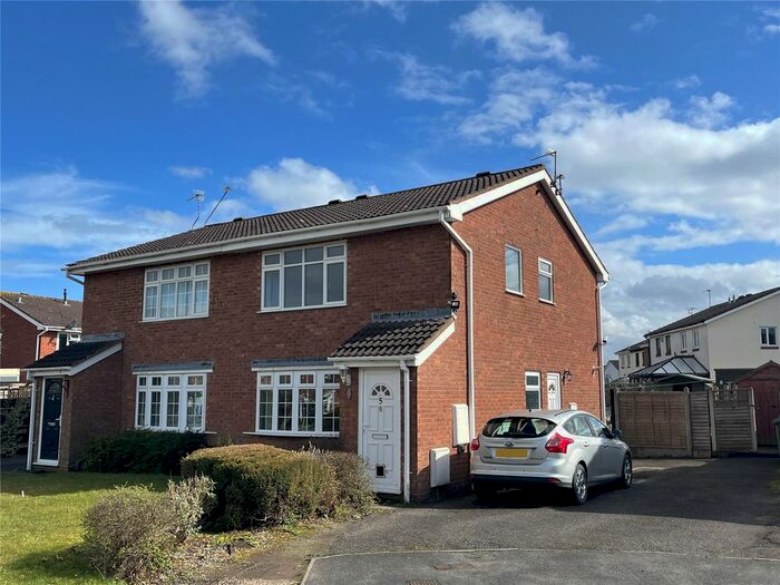 1 Bedroom Flat To Rent In Worcester Grove, Perton, Wolverhampton, Staffordshire, WV6