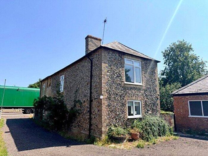 3 Bedroom Detached House To Rent In The Street, Icklingham, Bury St. Edmunds, Suffolk, IP28