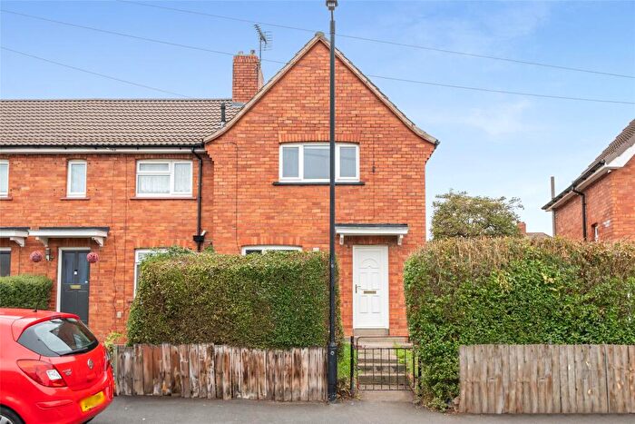 3 Bedroom End Of Terrace House For Sale In Cranmore Crescent, Bristol, Somerset, BS10