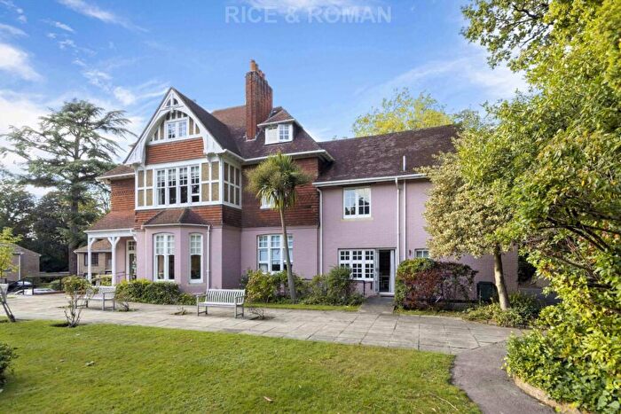 1 Bedroom Retirement Property For Sale In Clarefield Court, Ascot, SL5