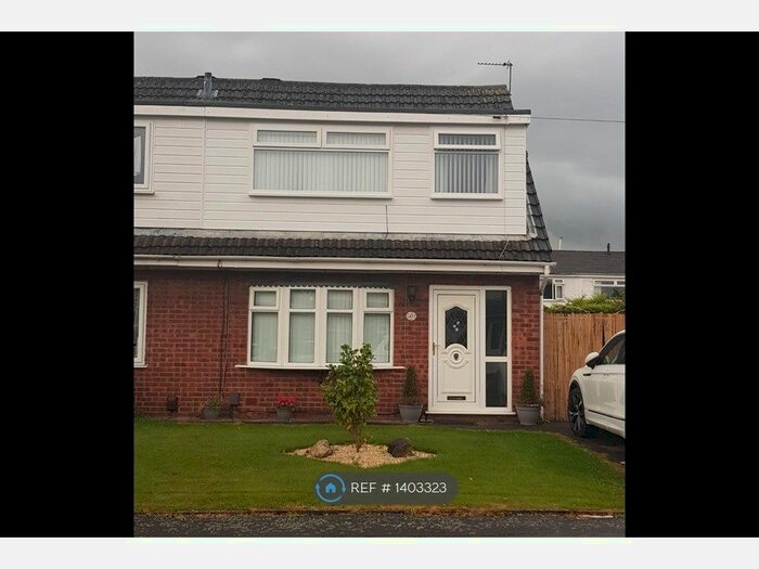 3 Bedroom Semi-Detached House To Rent In Linden Close, Warrington, WA1