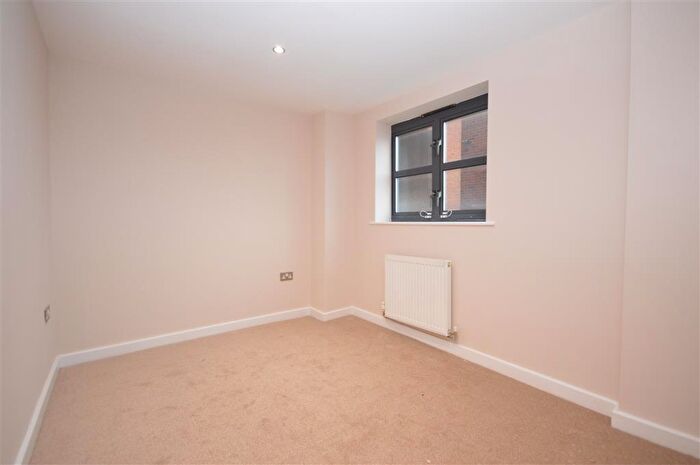 2 Bedroom Apartment To Rent In Station Road, Kettering, NN15