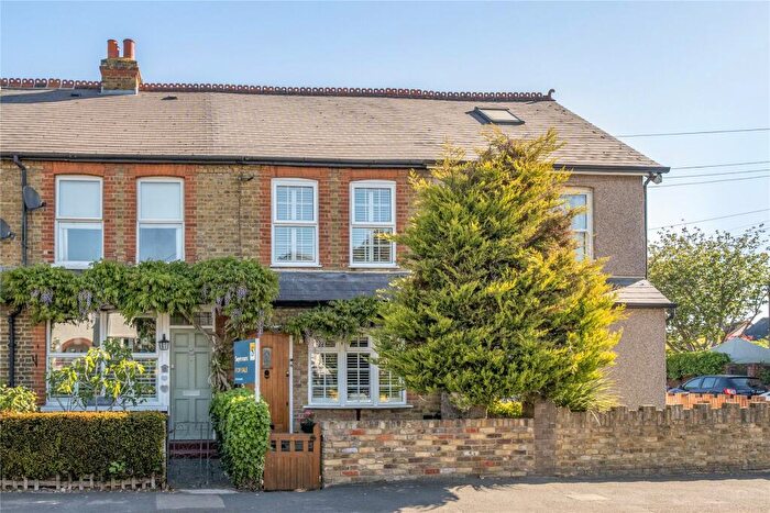 3 Bedroom Terraced House For Sale In Cottimore Lane, Walton-On-Thames, Surrey, KT12