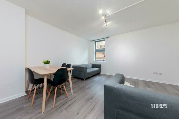 2 Bedroom Apartment To Rent In Kingsland Green, Dalston, London, E8