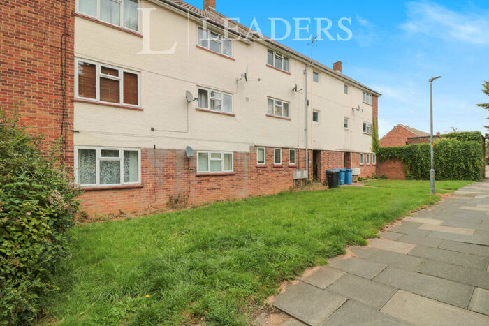 1 Bedroom Flat To Rent In The Dashes, CM20