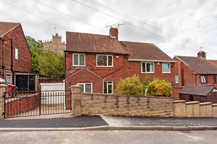 3 Bedroom Semi-Detached House For Sale In Bolsover Hill, Bolsover, S44