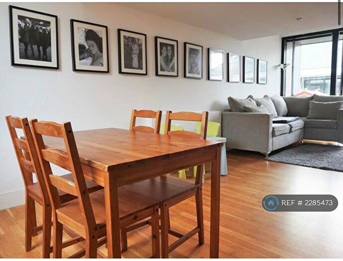 3 Bedroom Terraced House To Rent In Reservoir Street, Salford, M6