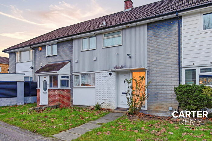 3 Bedroom Terraced House For Sale In Pin Mill, Basildon, SS14