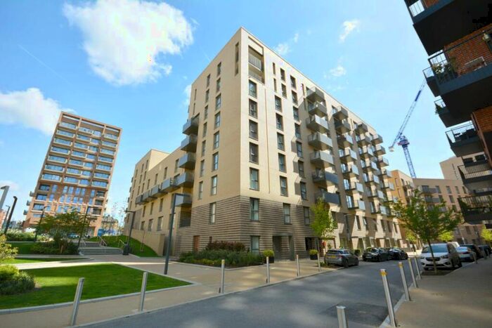 2 Bedroom Flat To Rent In Shearwater Drive, London, NW9