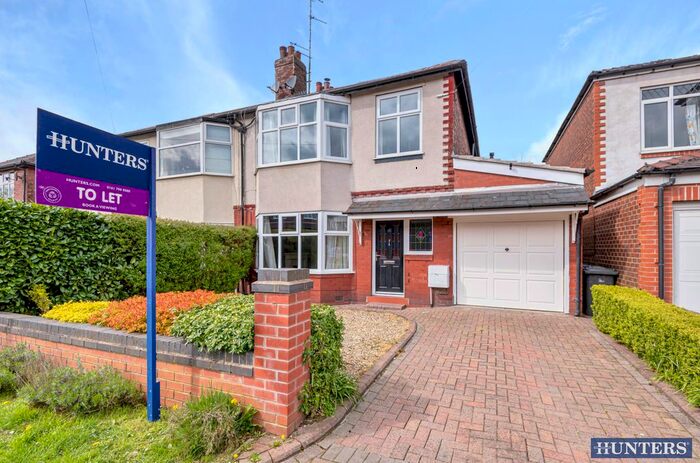 3 Bedroom Semi-Detached House To Rent In Lambton Road, Worsley, Manchester, Greater Manchester, M28