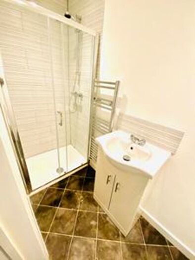 1 Bedroom Flat To Rent In A Wolverhampton Street, Dudley, DY1