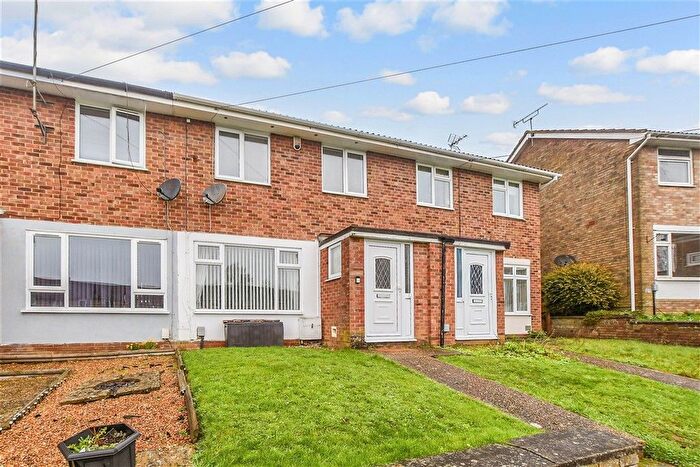 3 Bedroom Terraced House For Sale In Foxglove Green, Willesborough, Ashford, Kent, TN24