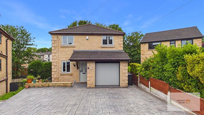 4 Bedroom Detached House For Sale In Young Street, Ramsbottom, Bury, BL0