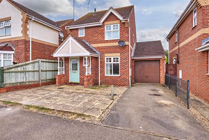 3 Bedroom Detached House To Rent In Creed Road, Oundle, PE8