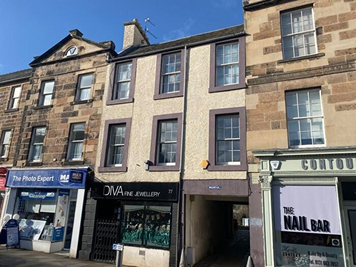 3 Bedroom Flat To Rent In Flat, High Street, Dalkeith, EH22