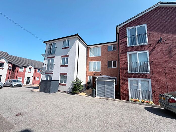 2 Bedroom Flat To Rent In Jacobs, Harwood Close, Heanor, DE75