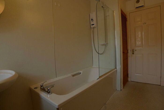 2 Bedroom Flat To Rent In B Weavers Loan, Dundee, DD3