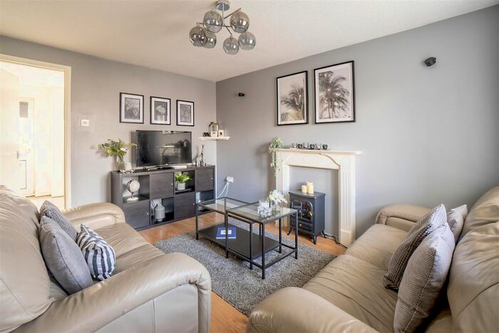 2 Bedroom Property To Rent In Castle Acre Gardens, Plymouth, PL3