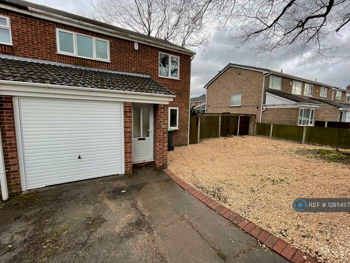 3 Bedroom Semi-Detached House To Rent In Christchurch Road, Hucknall, Nottingham, NG15