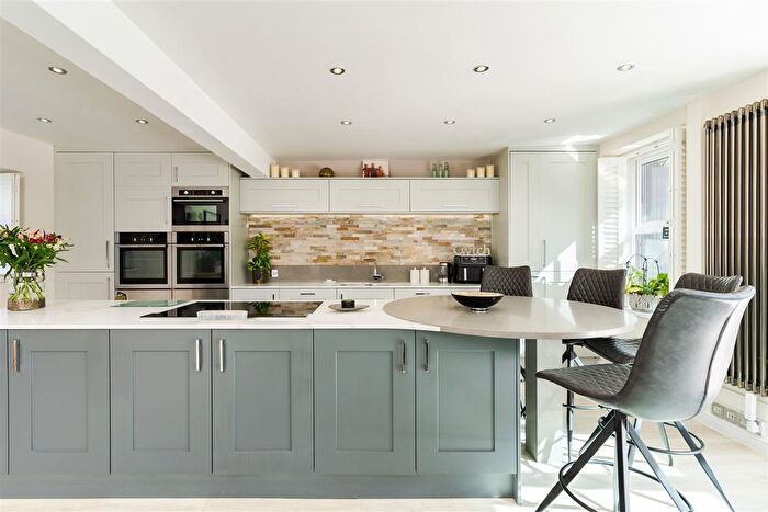 4 Bedroom Detached House For Sale In Trerhyngyll, Cowbridge, CF71