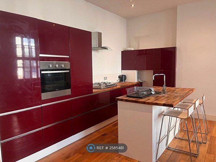 1 Bedroom Flat To Rent In Sussex Square, Brighton, BN2
