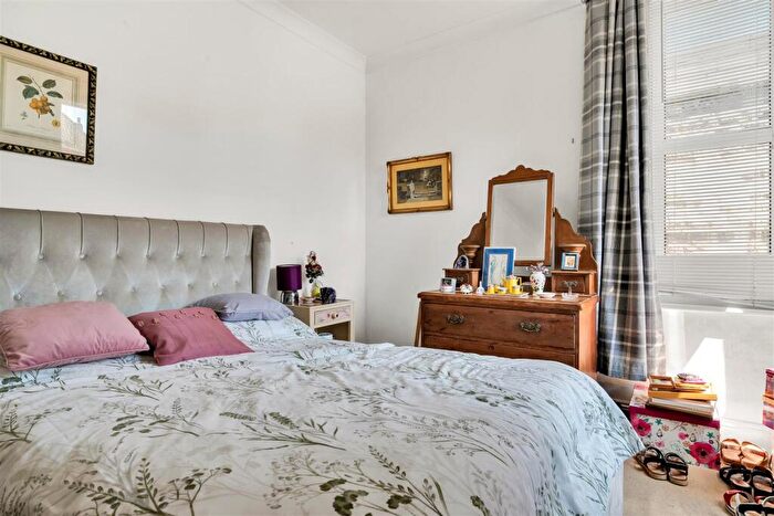 2 Bedroom Flat For Sale In Incledon, Cranborne Road, Swanage, BH19 - Photo 9