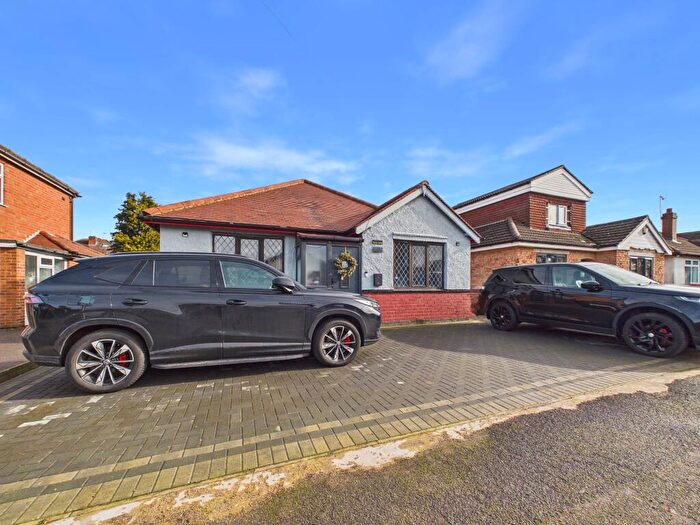 3 Bedroom Detached Bungalow For Sale In Hillcrest Road, Chaddesden, DE21