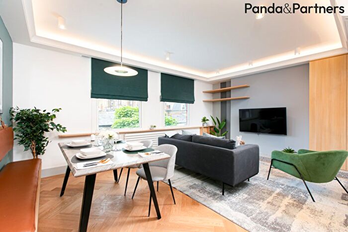 2 Bedroom Flat To Rent In Kenway Road, London, SW5