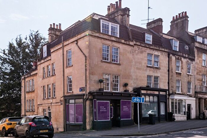 7 Bedroom Semi-Detached House For Sale In Bedford Street, Bath, Somerset, BA1