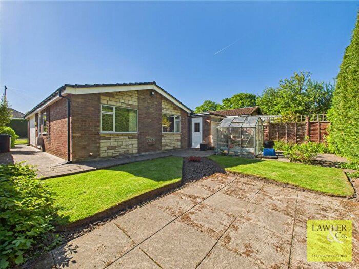 3 Bedroom Detached Bungalow For Sale In Hazelbadge Close, Poynton, Stockport, Cheshire, SK12