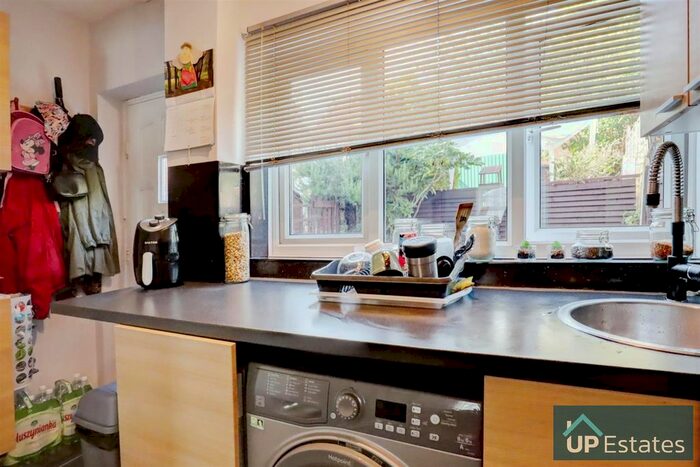 3 Bedroom Terraced House For Sale In Chapel Street, Bedworth, CV12