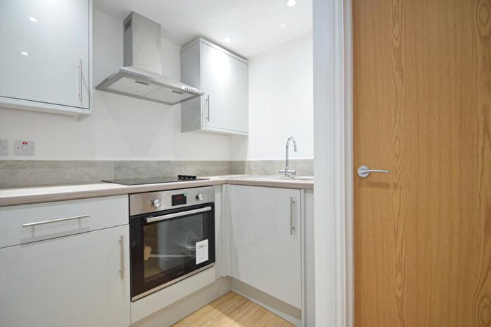 Studio To Rent In Monthermer Road, Cathays, CF24