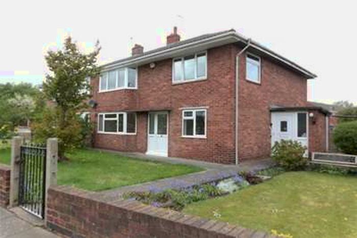2 Bedroom House To Rent In Hazel Grove, Mansfield Woodhouse, NG19