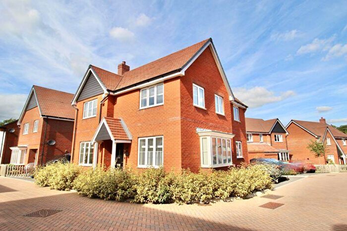 4 Bedroom Detached House For Sale In St. Andrews Road, Botley, SO32