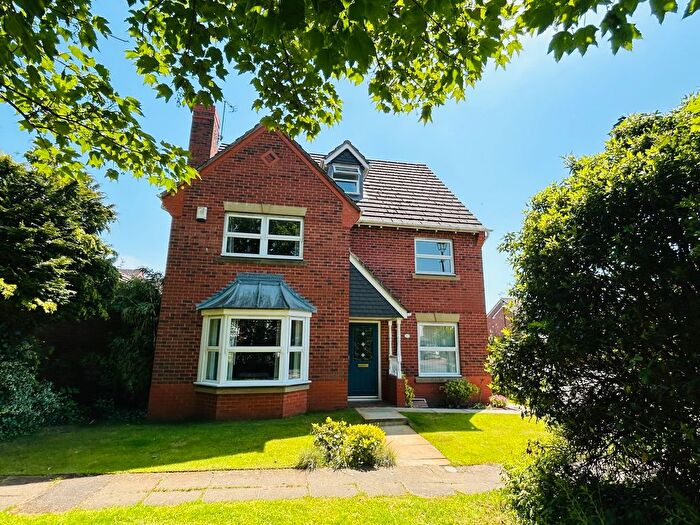 4 Bedroom Detached House For Sale In Bucklow Gardens, Lymm, WA13