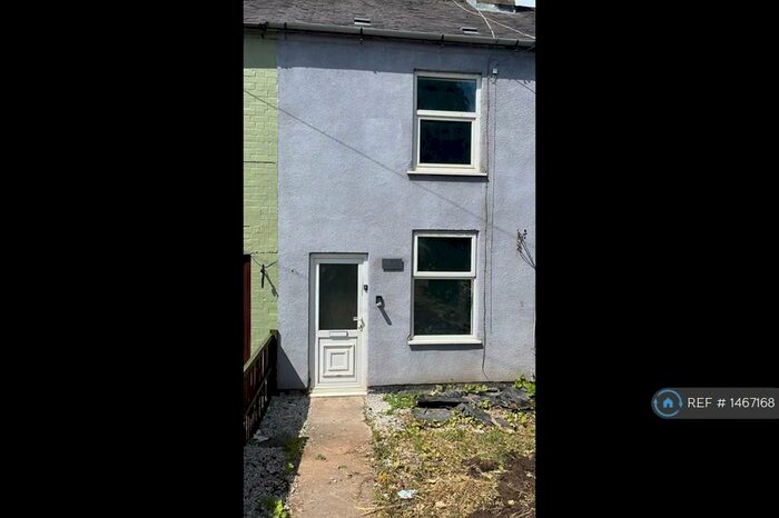 3 Bedroom Terraced House To Rent In Stanton Road, Burton-On-Trent, DE15