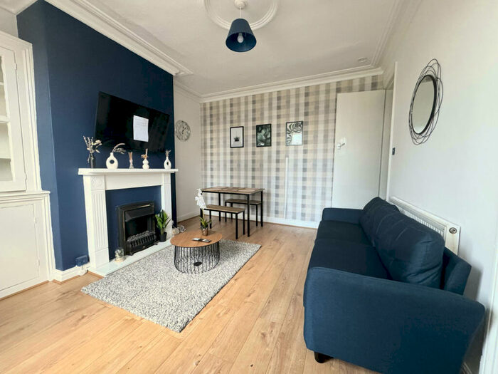 3 Bedroom Terraced House To Rent In Moor Road, Leeds, West Yorkshire, LS10